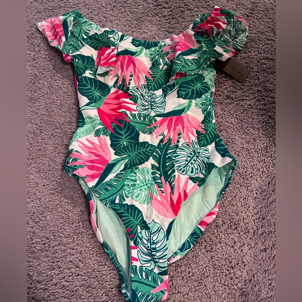 NWT Matilda Jane swimsuit. Size Small